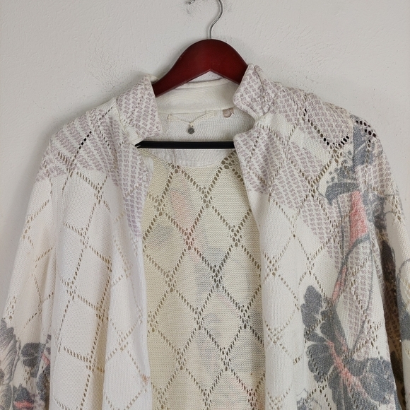 Anthropologie Knitted & Knotted Cream Floral Open Front Cardigan Sweater Size XS - Picture 3 of 11